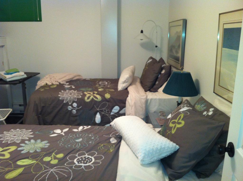 B&B Aux Deux Pignons Donnacona Chambre photo
